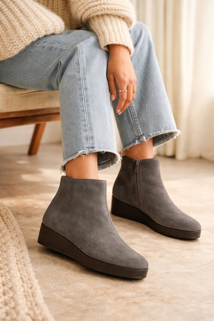 Lucky Brand Karmeya Storm Waterproof Suede Booties 10 Gray Wedge Ankle Boots NWT